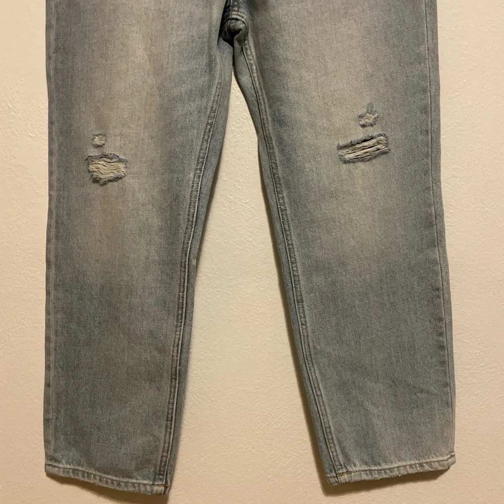 NWT Old Navy High Rise Slouchy Straight Distressed Jeans Size 14